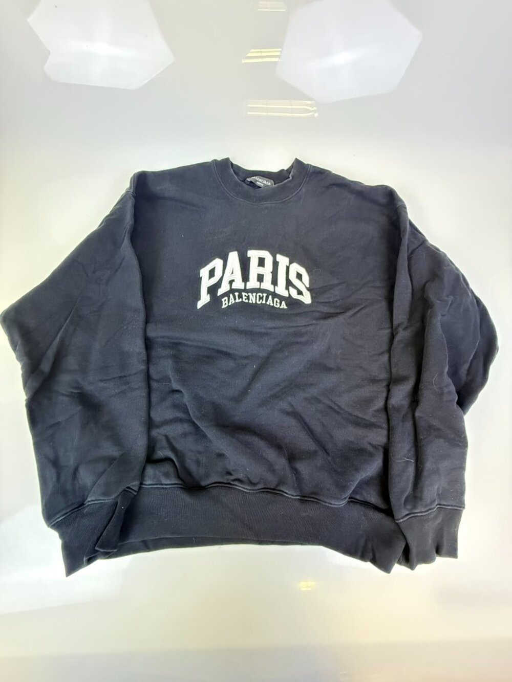 Balenciaga Black Cities Paris Logo Crewneck Sweatshirt J1-6